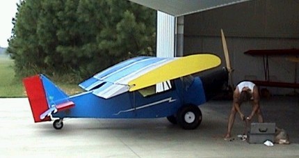 Probably a wooden construction. This still needs to be confirmed. Just look at that looong chord.